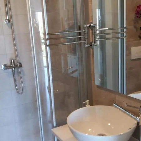 Tamaris Apartman *
